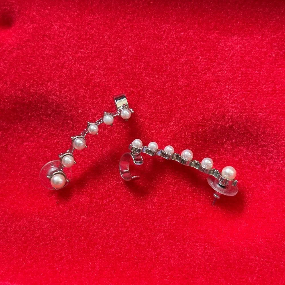 Jewelry - Picture 7 of 11